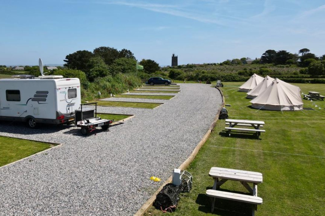 Mousehole Camping