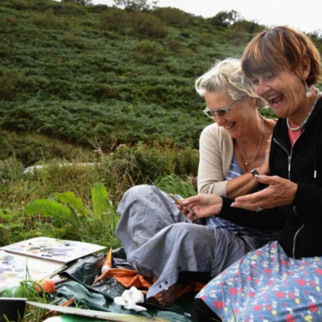 Maggie OBrien teaching Cornish Landscapes course Cornwall